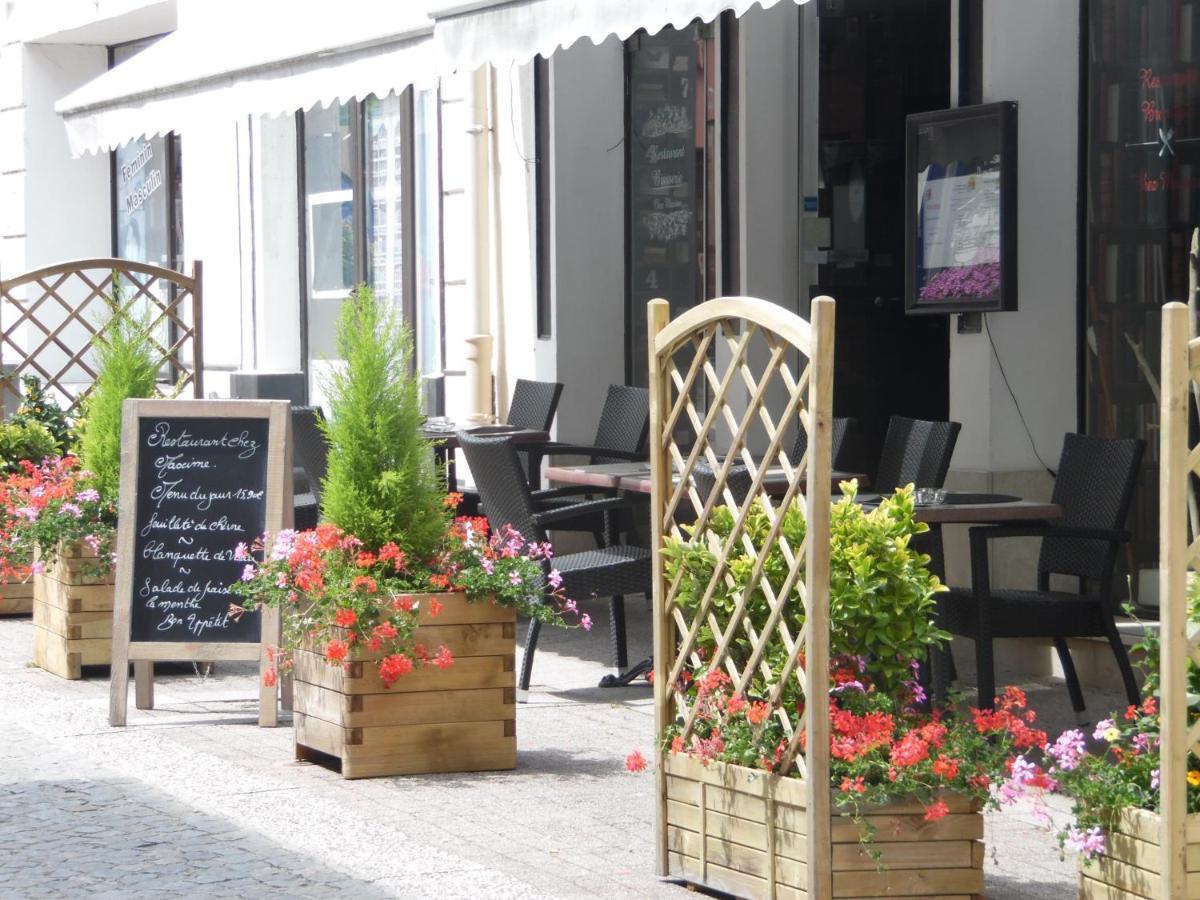 Hotel Restaurant Herard Bourbonne-les-Bains Exteriér fotografie